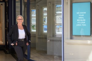 Savills boosts its Bath residential team by recruiting experienced city-based property expert
